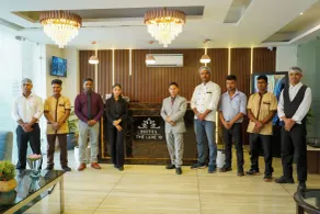 Hotel The Luxe 18 - Golf Course Road - Réception