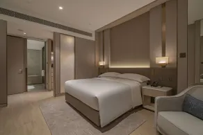 DoubleTree by Hilton Shenzhen Nanshan Hotel & Residences - Room