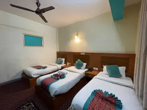 Hotel The President - Habitación
