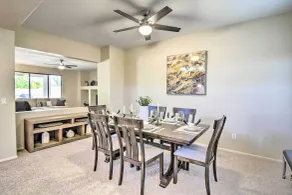 Private Pool & Hot Tub: Southeast Gilbert Home - Innvendig