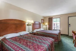 Days Inn by Wyndham Camp Springs Andrews AFB - Chambre