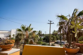 2BR Surf Loft | Beachside with Open Terrace - Ausblick vom Zimmer