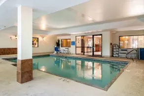 Comfort Inn & Suites Suwanee - Sugarloaf - Piscine