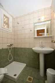 Galini Hotel Bed and Breakfast - Bathroom