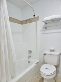 Buckley Inn - Badezimmer