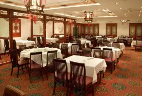 Red Lion Inn and Suites Victoria - Restaurant