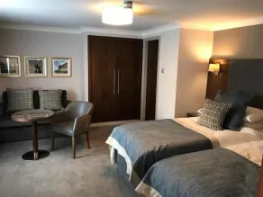 Golden Lion Hotel - Chambre