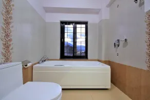 Hotel Raniban Arcade - Bathroom