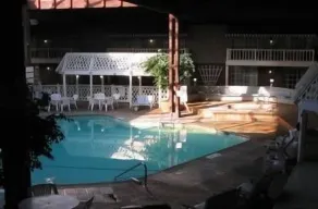 Sturbridge Host Hotel And Conference Center - Piscine