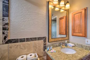 Hot Tub, Heated Pool & More! Relaxing Phoenix Home - Interiör