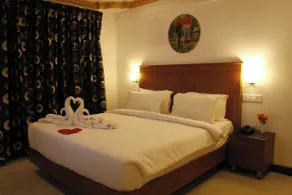 Hotel Meridian Inn - Chambre