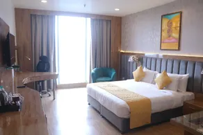 SK Premium Park, World Square Mall - Room