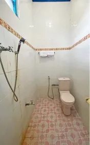 Hotel O D Kost In Kandri Semarang - Salle de bain