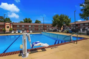 Suburban Studios Millville - Piscine