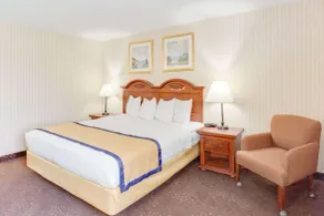 Baymont by Wyndham Kalamazoo - Rom