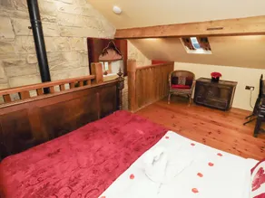 The Medieval Romantic - Rom