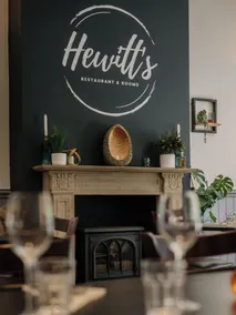Hewitt's Restaurant & Rooms - Restaurant