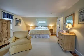 1 Mi to Nauset Beach: Upscale Orleans Home w/ Deck - Interior