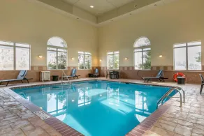 Comfort Suites Batesville - Pool