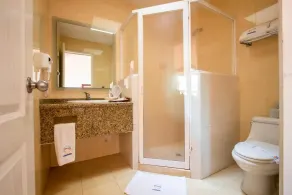 HOTEL CASTELO - Badezimmer