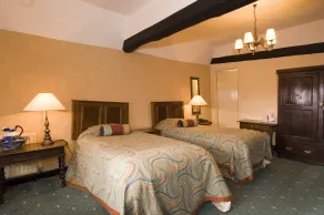 George & Pilgrims Hotel - Room