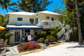 Cedar Cove Resort & Cottages - Hall