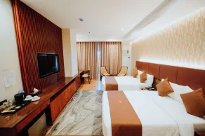 Hotel La Vista by Grotto Vista - Room