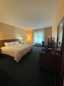Fairfield Inn & Suites by Marriott Athens - Zimmer