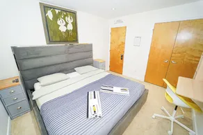 Illuminati Guest House - Room