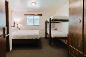 Crystal Mountain Hotels - Habitación