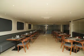 Mastiff Hotel Crystara, Jalgaon - Restaurant