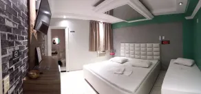 1001 prime - Room