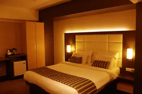 Galaxy Beacon Hotel, Santacruz ,Mumbai - Chambre