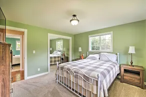 5-acre Getaway w/ Mtn View ~ 14 Mi to Eugene! - Rum