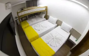 Mcz Hotel - Chambre