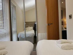8 Woodlands - Zimmer