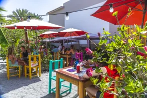 Banana's Adventure Hostel - Restaurant