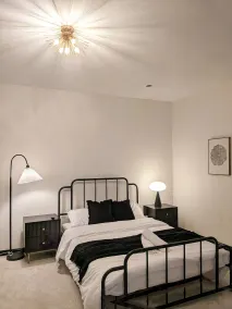 Bishop Hostel - Room