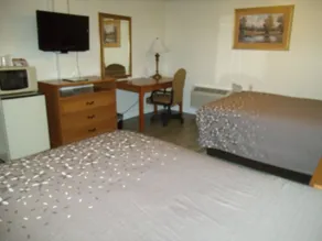 Turnpike Motel - Chambre