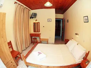 Glaros Guesthouse - Room
