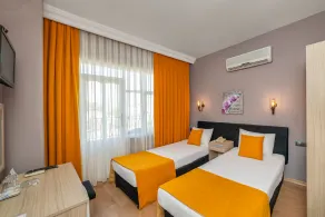 Yasemin Hotel - Room