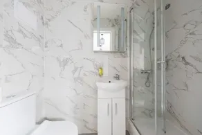 Boutique Modern Hotel Room For Two Near Tube And Bus Stations - Badezimmer