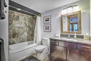 Main Street Frisco Condo w/ Private Patio! - Intérieur
