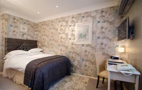 The Beaufort Hotel - Room