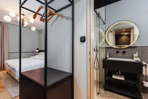 Alice Hotel - Badrum