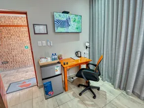 Tembo Guest Lodge  - Ausblick vom Zimmer
