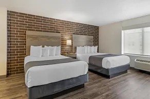 Executive Residency by Best Western Waterloo & Cedar Falls - Rum