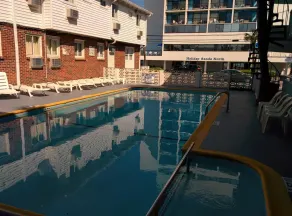 Wayfarer Motel - Pool
