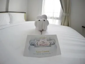 Azalea Suites Cikarang by Jayakarta Group - Chambre