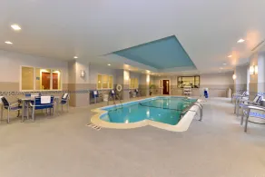 Holiday Inn Express & Suites Indianapolis Dtn-Conv Ctr Area by IHG - Piscina